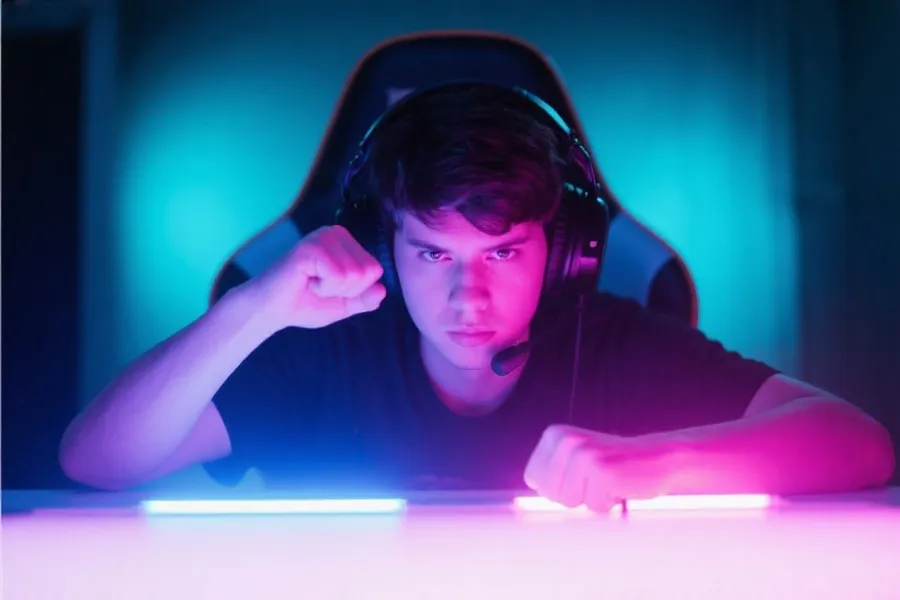 破浪前行：Kiaya的呐喊与Gam的新篇章